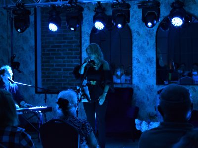 Spotkanie z książką, kuchnią i piosenką - recital Anny Jurksztowicz
