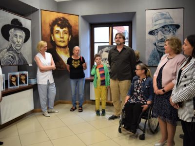 Zdjęcie 5 z 17