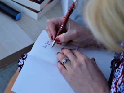 Spotkanie autorskie z Krystyną Mirek